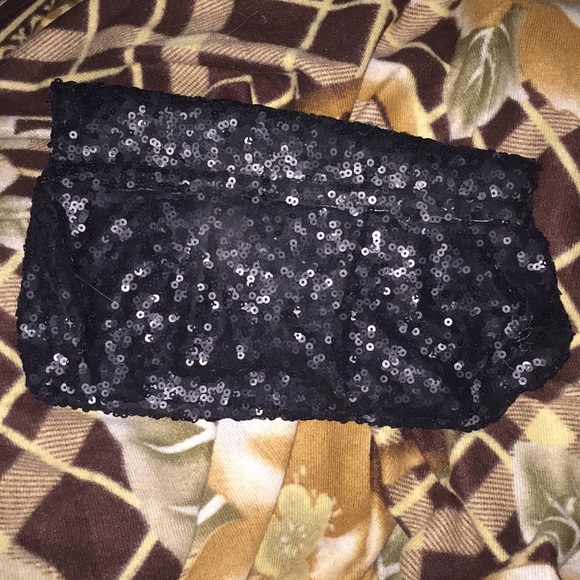 Sequined Black Clutch - Picture 4 of 4